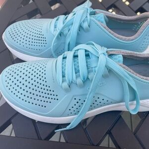 Women’s Croc LiteRide Pacer Sneakers- Size 8